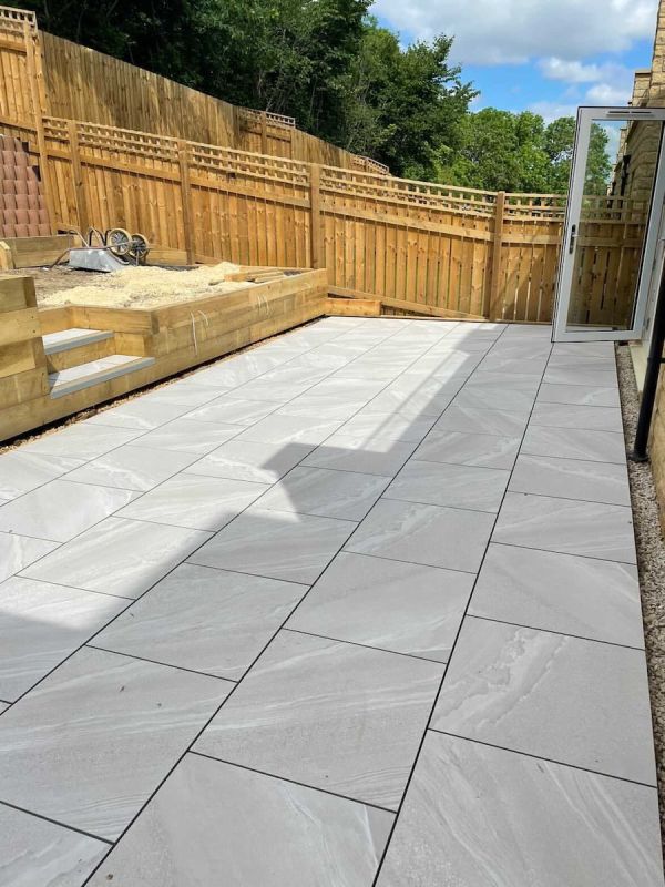 Verona Bianco Outdoor Porcelain - 600x600x20mm