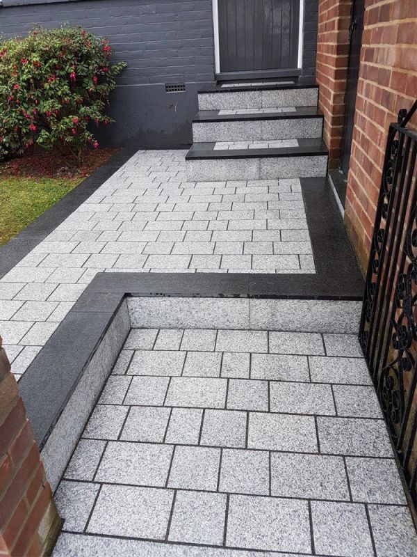 Light Grey Sawn Driveway Granite Setts - Block Paving